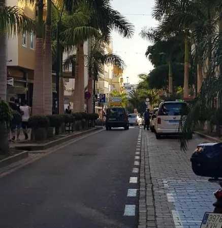 Bubu 5 ático * Los Cristianos (Tenerife)